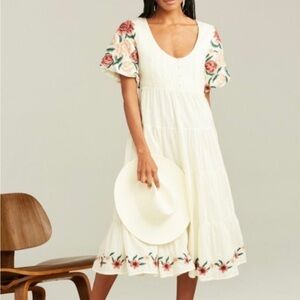 Roller Rabbit Embroidered Dress Size XS